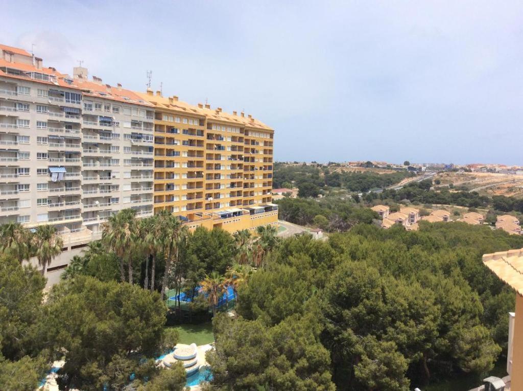 2-Bedroom And Living Room Apartment Near Campoamor Beach Exteriér fotografie